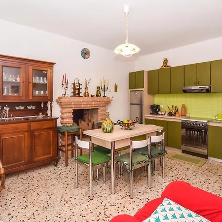 Beautiful In With Kitchenette Ficulle